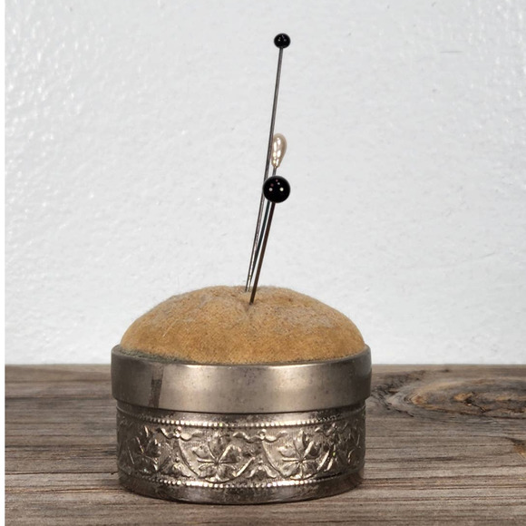 VINTAGE Silver Pin Cushion Sewing Box WW2 US Zone Germany Chased Silver 835 - Picture 2 of 9